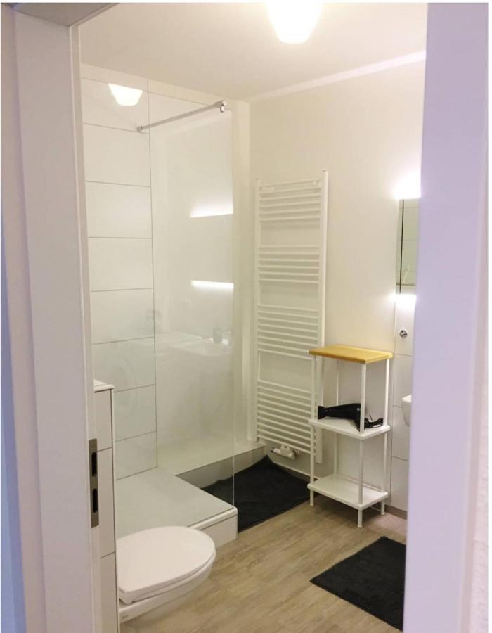 Homefy Oldtown Apartment - 6 People - 2 Bath - Balcony - Top Location Düsseldorf Eksteriør bilde